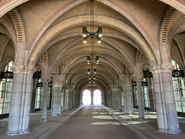 Amsterdam på cykel. Tur 1: mylder og ro, by, flod, polders og kanaler - ca. 22 km