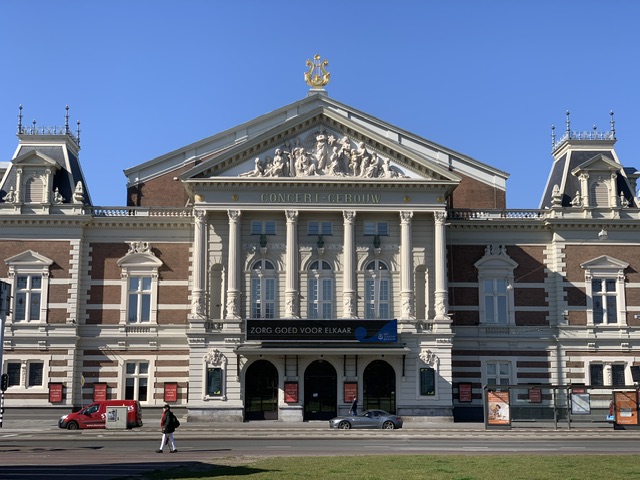 Amsterdam på cykel. Tur 1: mylder og ro, by, flod, polders og kanaler - ca. 22 km
