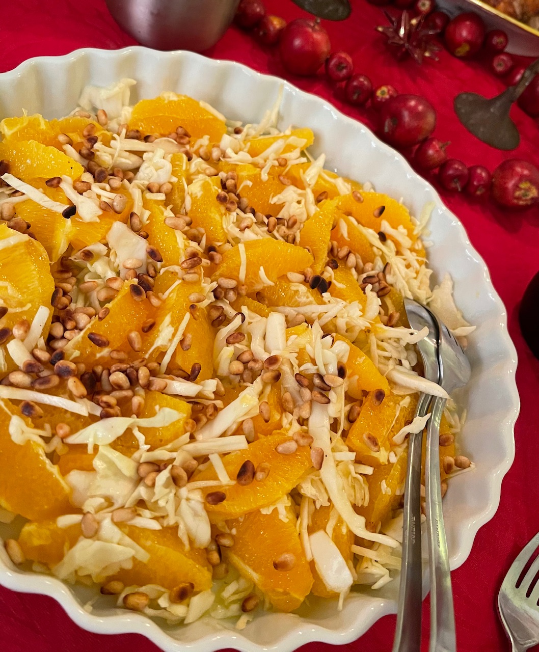 Appelsinsalat med vanilje og spidskål