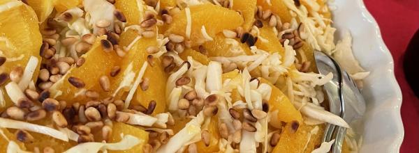 Appelsinsalat med vanilje og spidskål